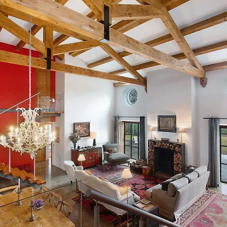 Holiday home Big Red Barn - Spectacular