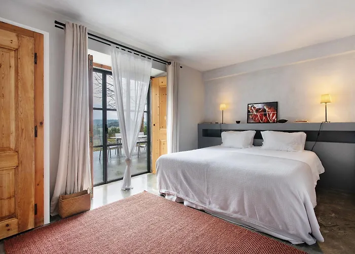 Big Red Barn - Spectacular